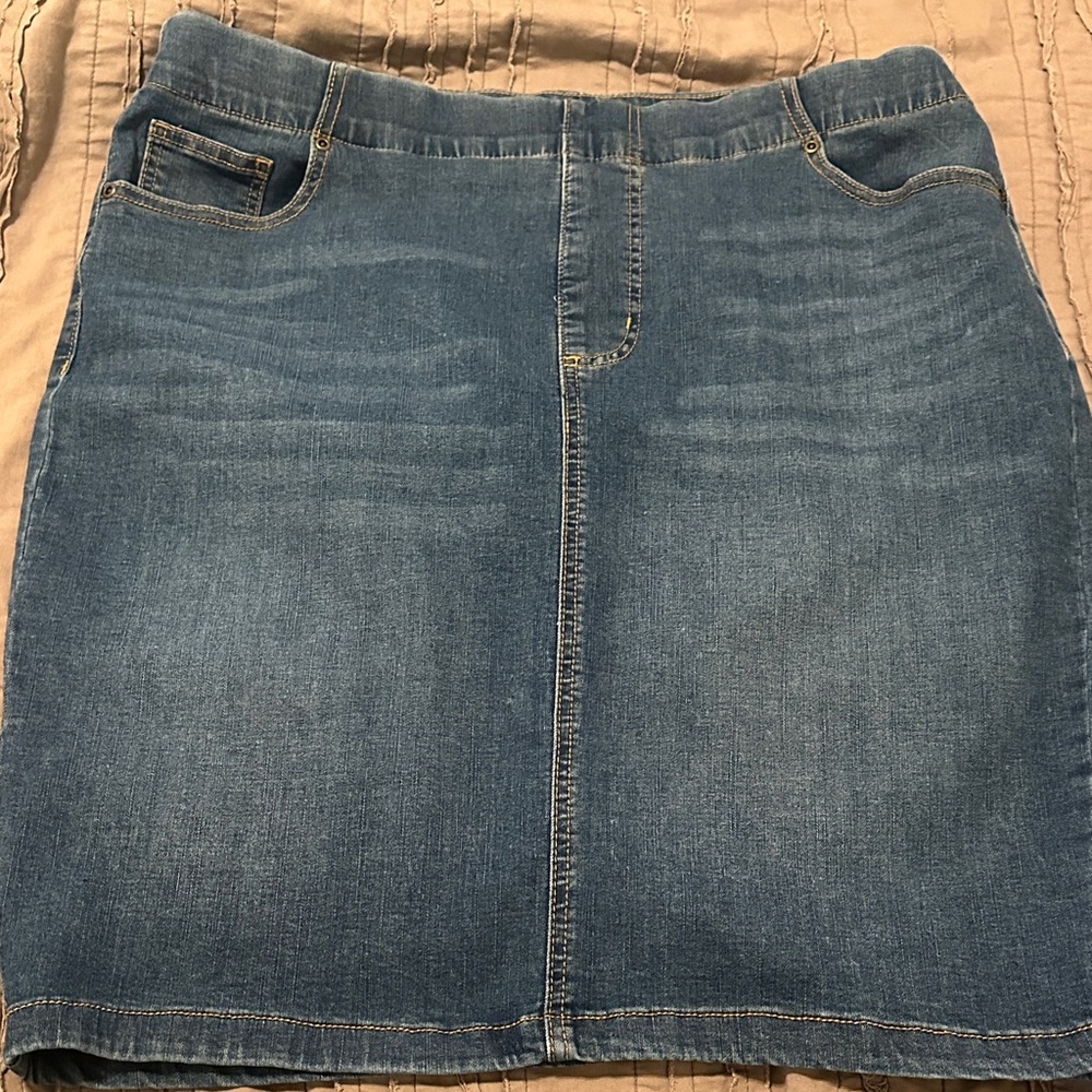 Terra & Sky Blue Denim Skirt. Stretchy!!